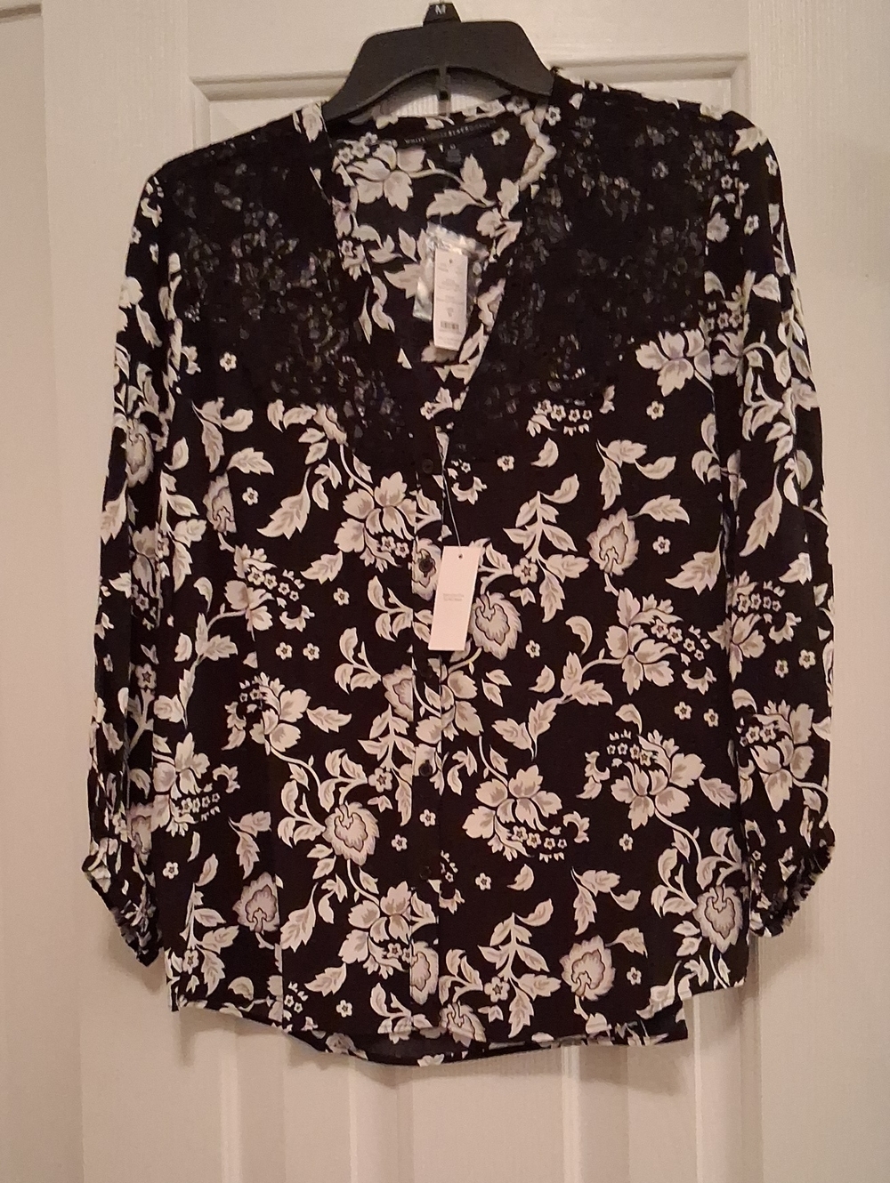White House Black Market Black & White Floral Lace Yoke Blouse